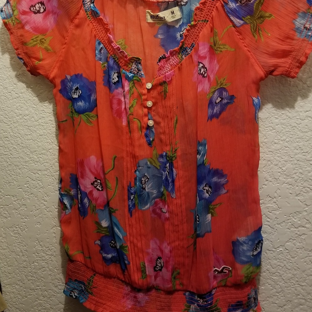 Hollister shirt